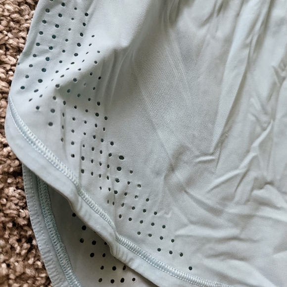 Lululemon High Neck Split Hem Run Tank - Picture 4 of 8